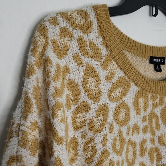 TORRID Popcorn Leopard Print Drop Shoulder Sweater Women's Size 2X - Picture 3 of 12